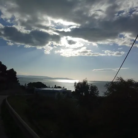 Scavuzzo Pensión 3*